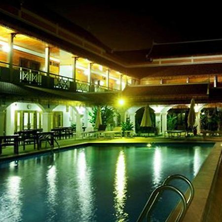 Vansana Luang Prabang Hotel Екстер'єр фото