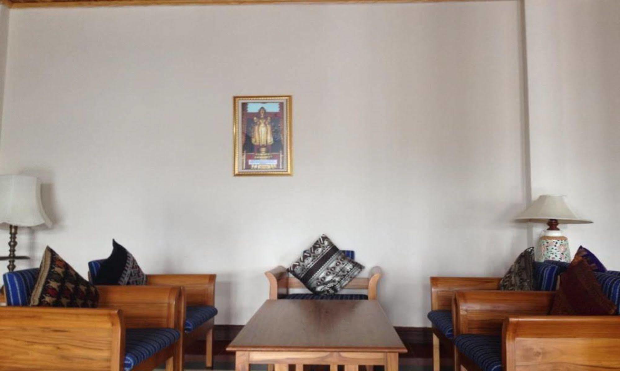 Vansana Luang Prabang Hotel Екстер'єр фото