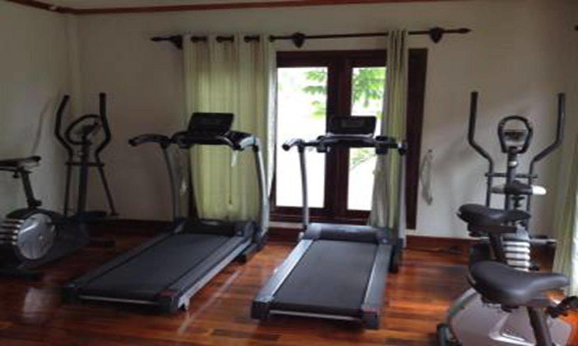 Vansana Luang Prabang Hotel Екстер'єр фото