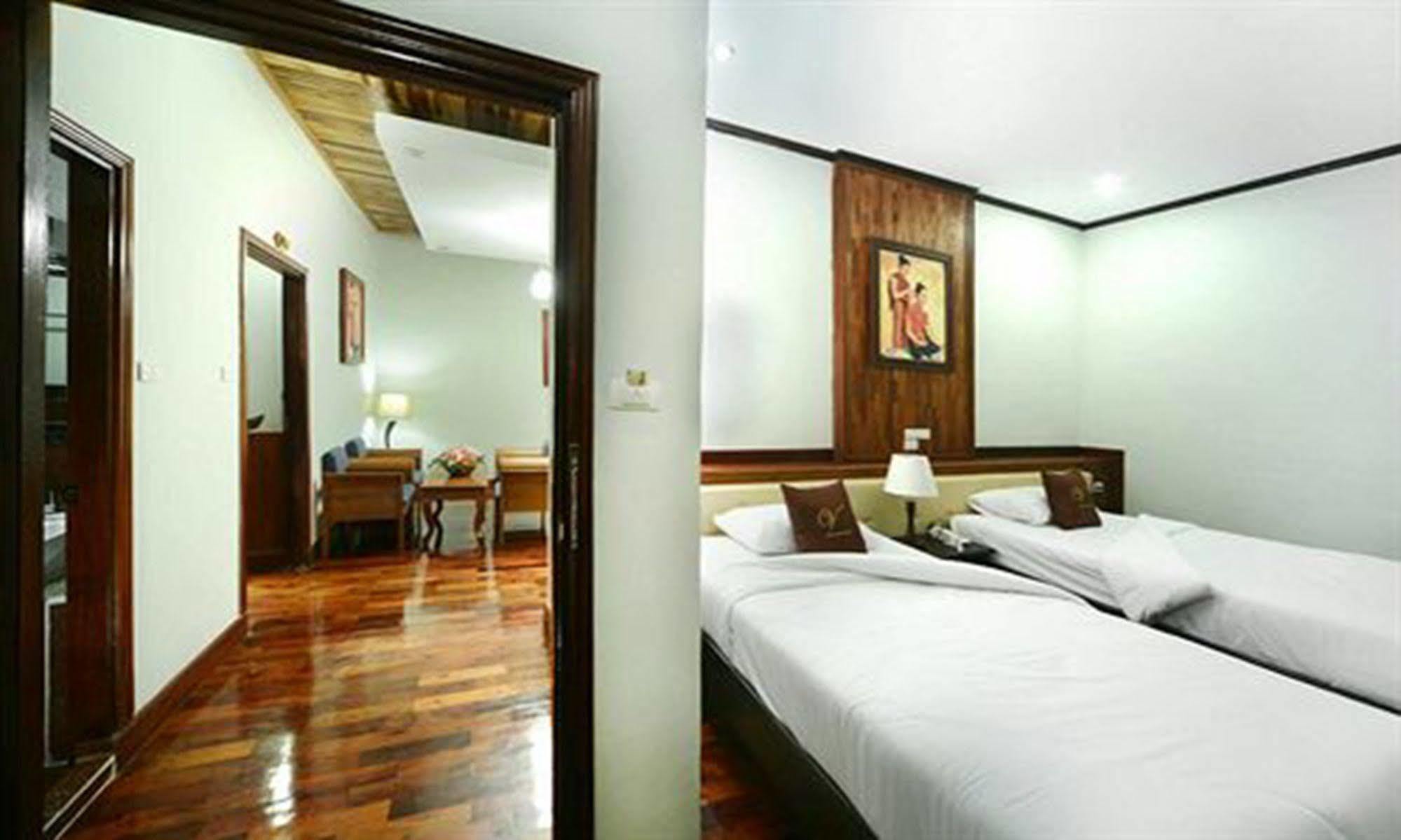 Vansana Luang Prabang Hotel Екстер'єр фото