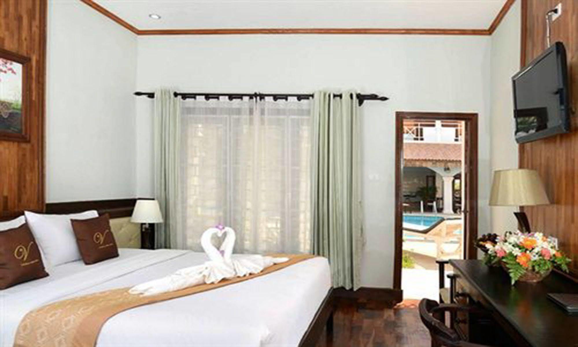 Vansana Luang Prabang Hotel Екстер'єр фото